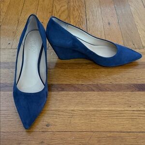 Like New Franco Sarto Blue Suede Wedge Heels - W US 9